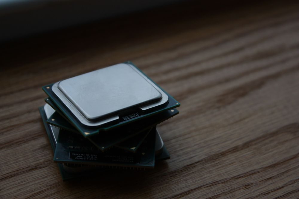Procesadores de computador apilados, componentes clave relacionados con el sobrecalentamiento
